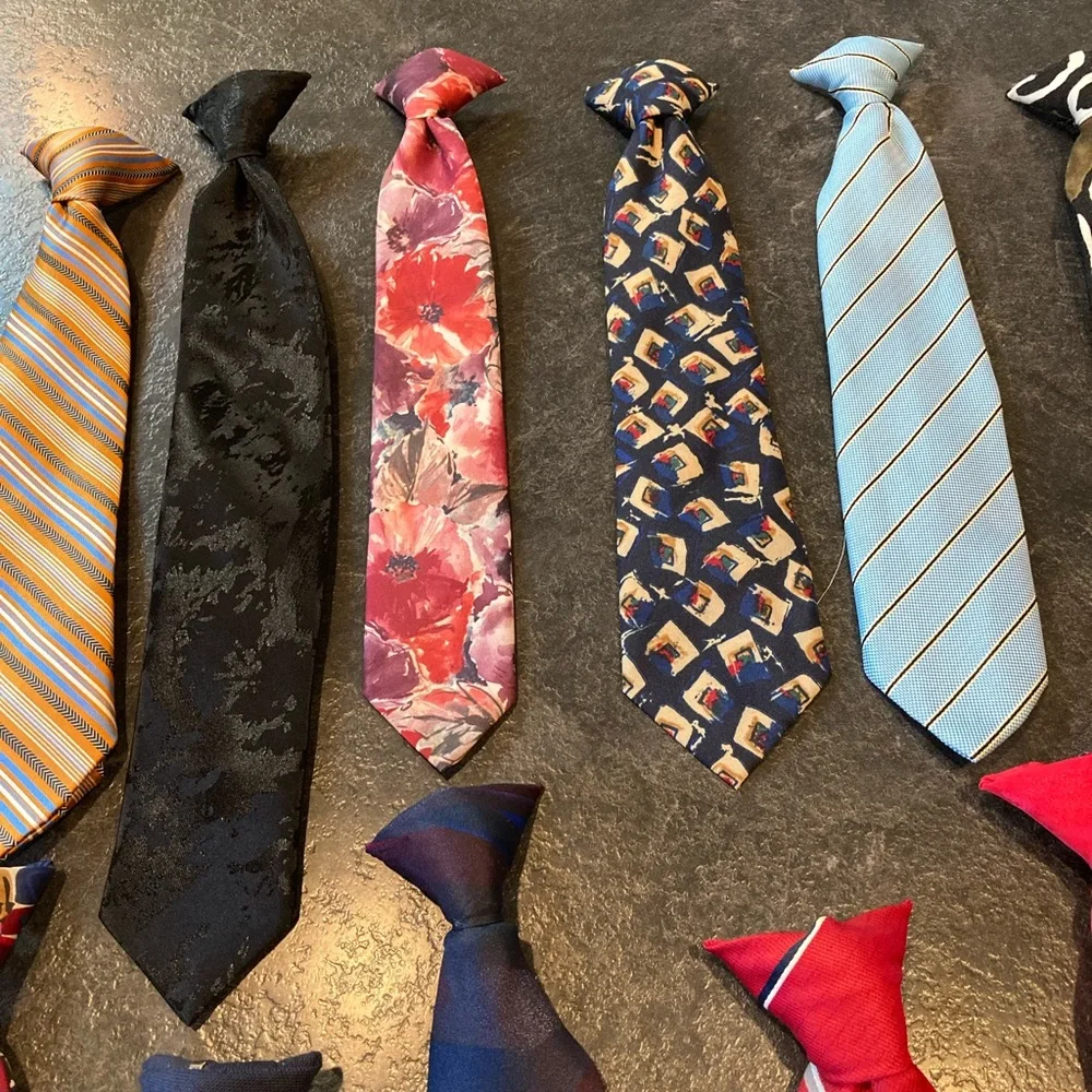 Boys lot of 19 clip on ties